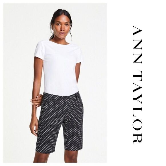 Ann Taylor Polka Dot Mid Rise Boardwalk Shorts 00P - Picture 1 of 7
